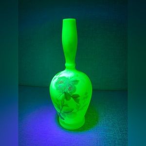 MT WASHINGTON Antique Satin Uranium Glass Handpainted Vase (Height: 9-1/2”)